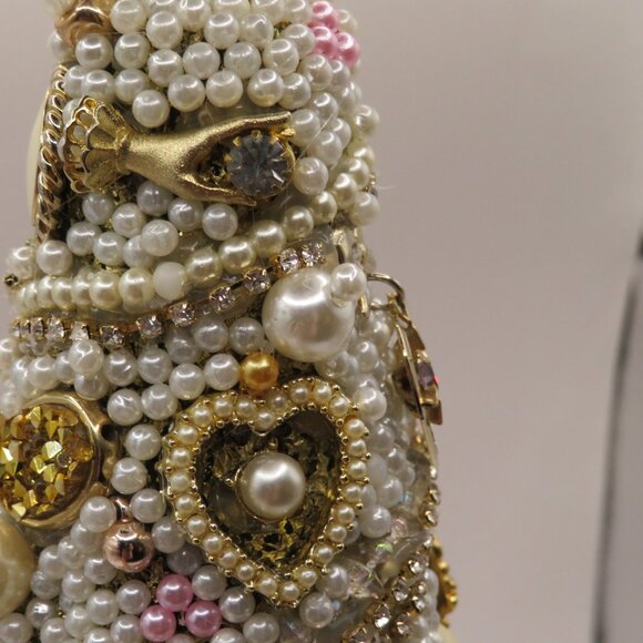 Hand crafted Upcycled Vintage to Modern Jewelry Christmas Tree - Picture 10 of 10